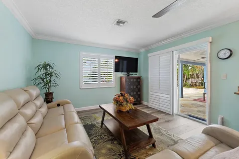 106 Chapel Lane Tequesta FL 33469