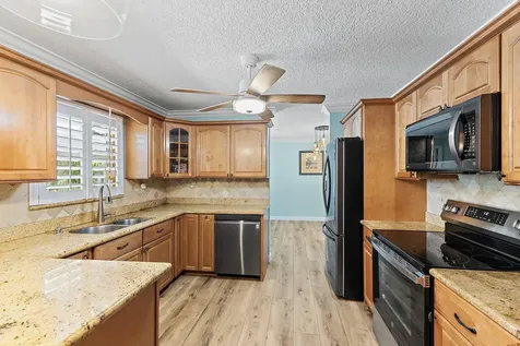 106 Chapel Lane Tequesta FL 33469