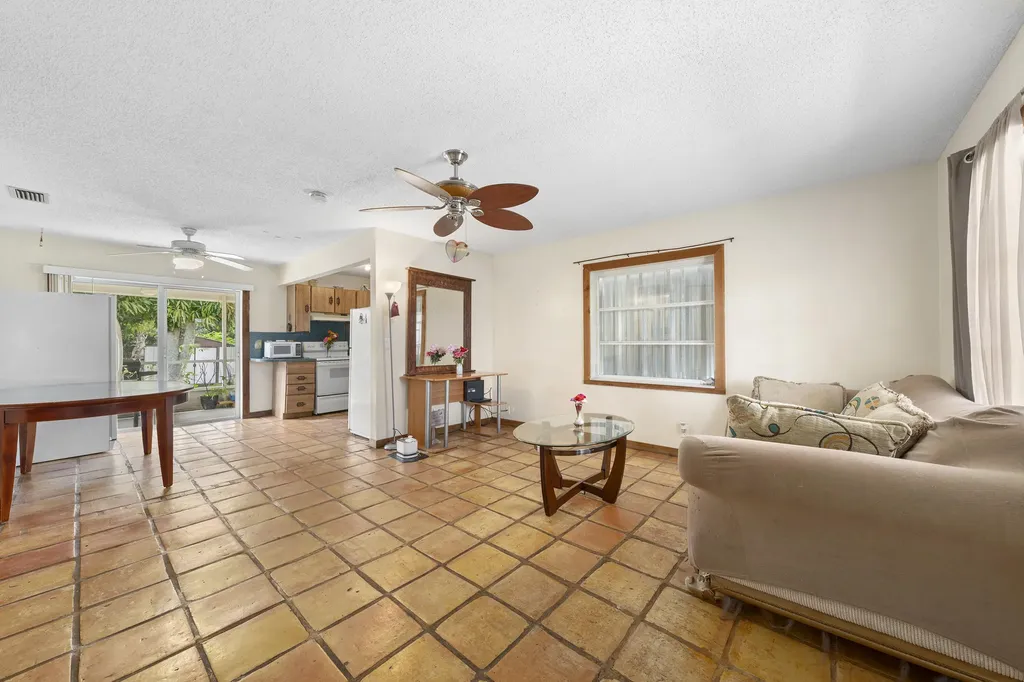 5070 Van Buren Road Delray Beach FL 33484
