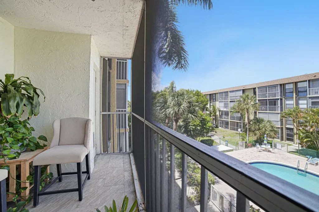 367 S Federal Highway Deerfield Beach FL 33441