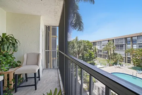 367 S Federal Highway Deerfield Beach FL 33441