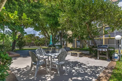 367 S Federal Highway Deerfield Beach FL 33441