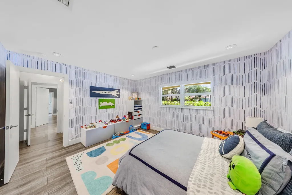 908 Cypress Grove Drive Pompano Beach FL 33069