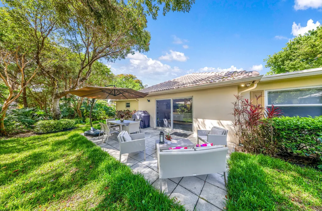 908 Cypress Grove Drive Pompano Beach FL 33069