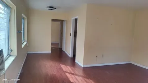750 NW 52nd Street Miami FL 33127