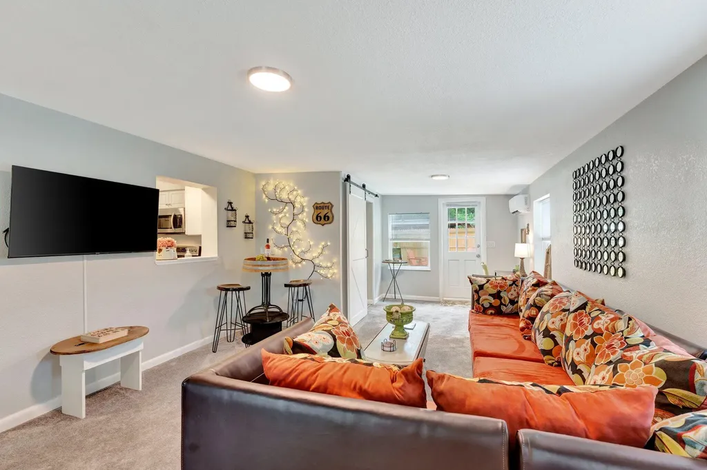1555 Shirley Place Largo FL 33770