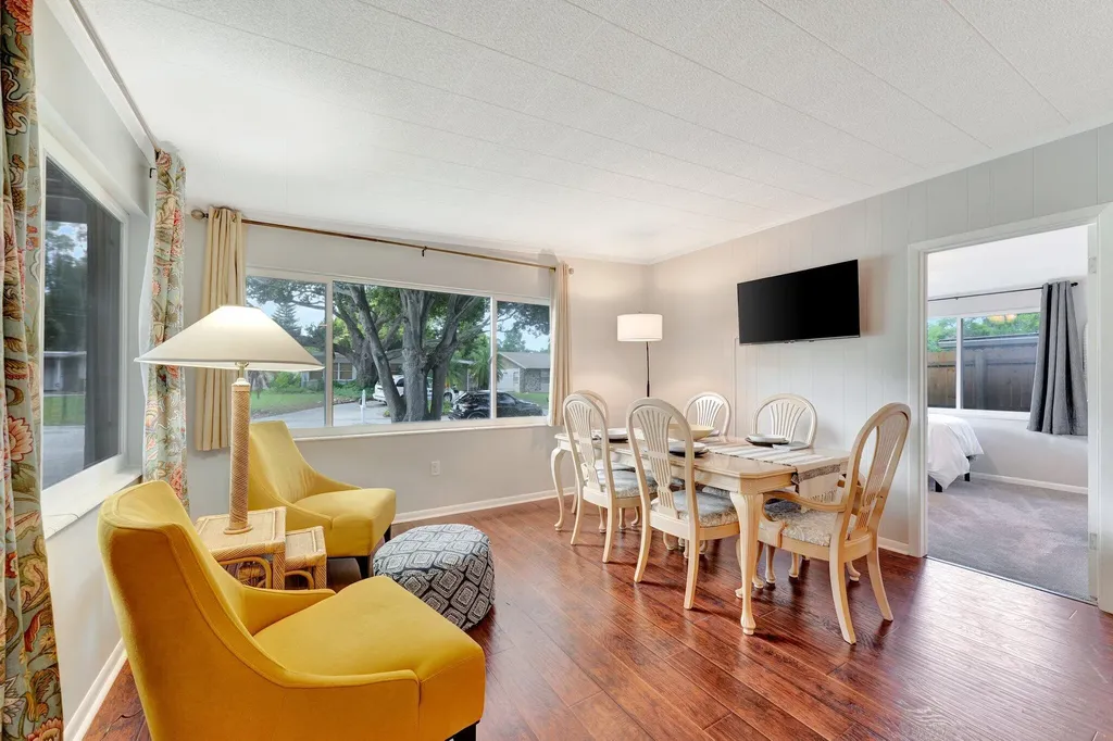 1555 Shirley Place Largo FL 33770