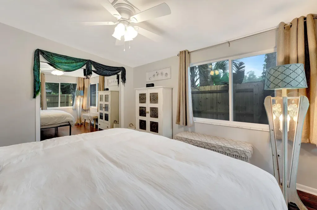 1555 Shirley Place Largo FL 33770