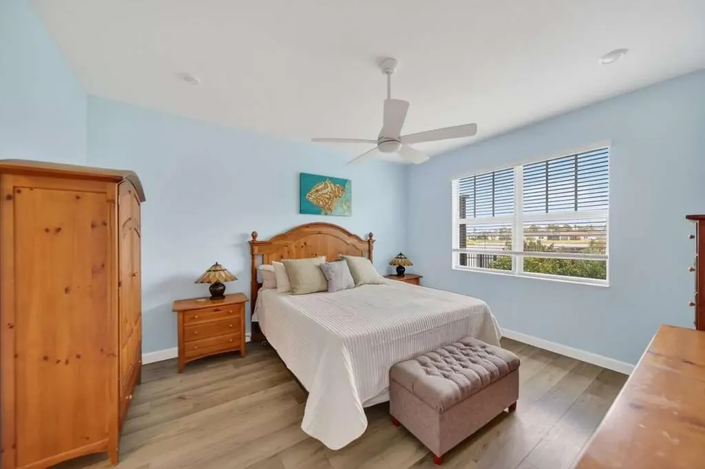 1920 SE Crosswood Way Port St Lucie FL 34984