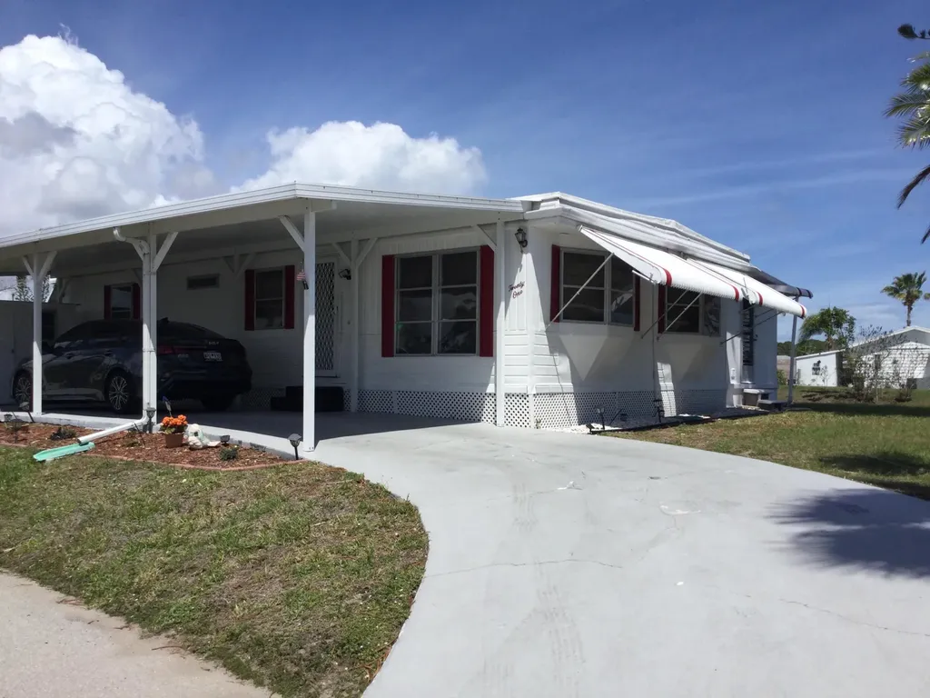 21 Oro Grande Way Port St Lucie FL 34952