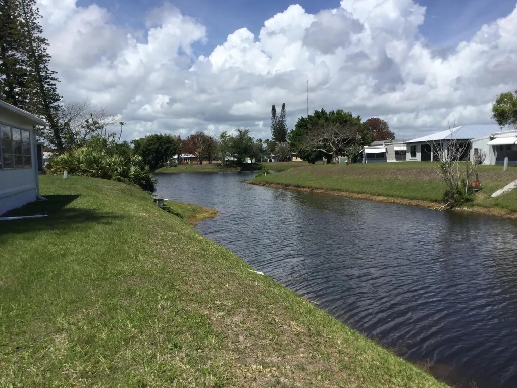 21 Oro Grande Way Port St Lucie FL 34952