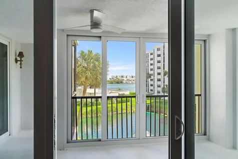 19800 Sandpointe Bay Drive N Tequesta FL 33469