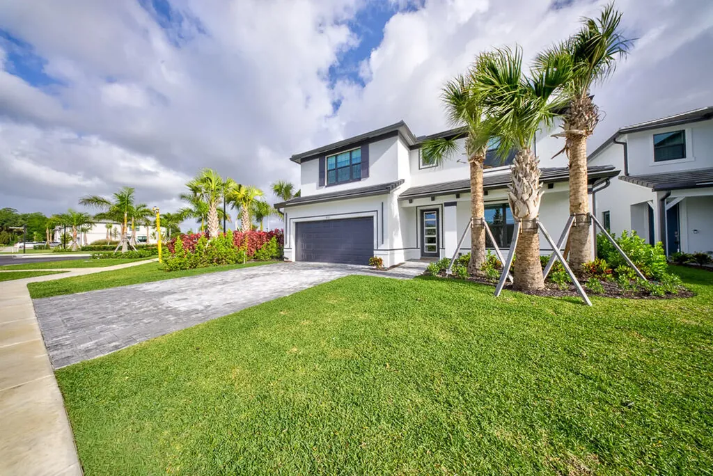 9721 Chora Tunnel Way Lake Worth FL 33467