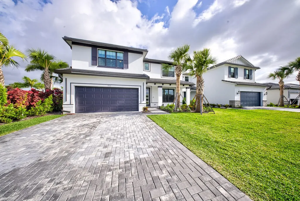 9721 Chora Tunnel Way Lake Worth FL 33467