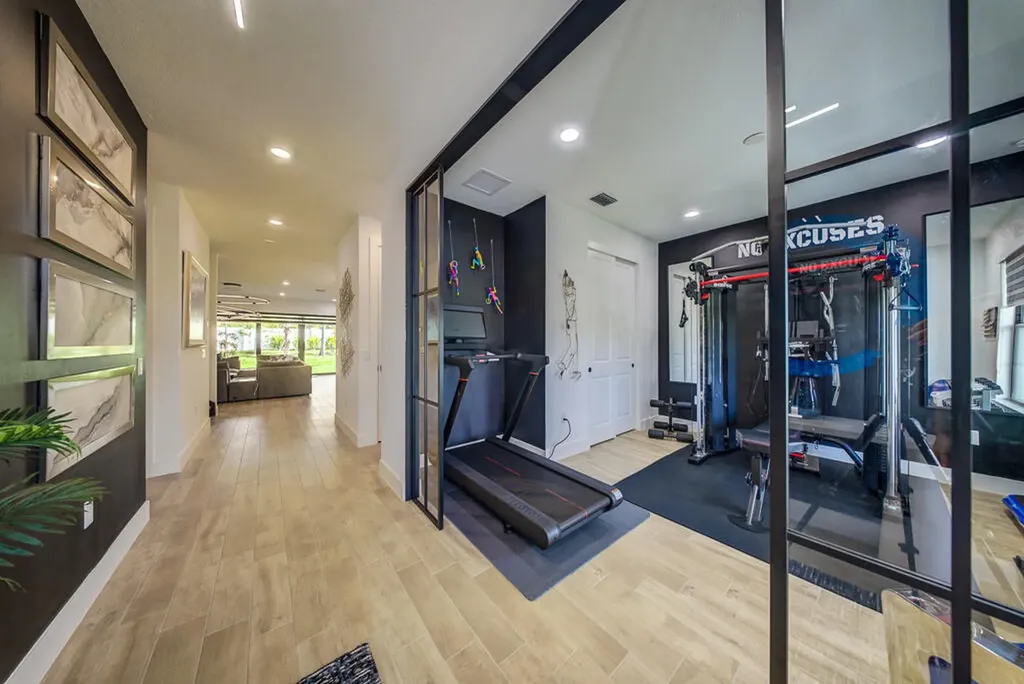 9721 Chora Tunnel Way Lake Worth FL 33467