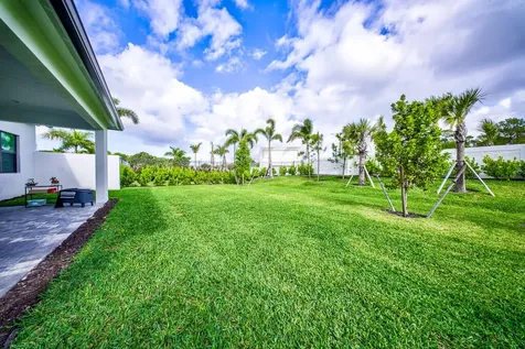 9721 Chora Tunnel Way Lake Worth FL 33467