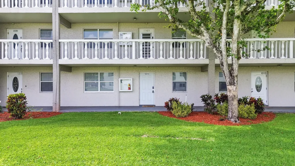 9856 Marina Boulevard Boca Raton FL 33428