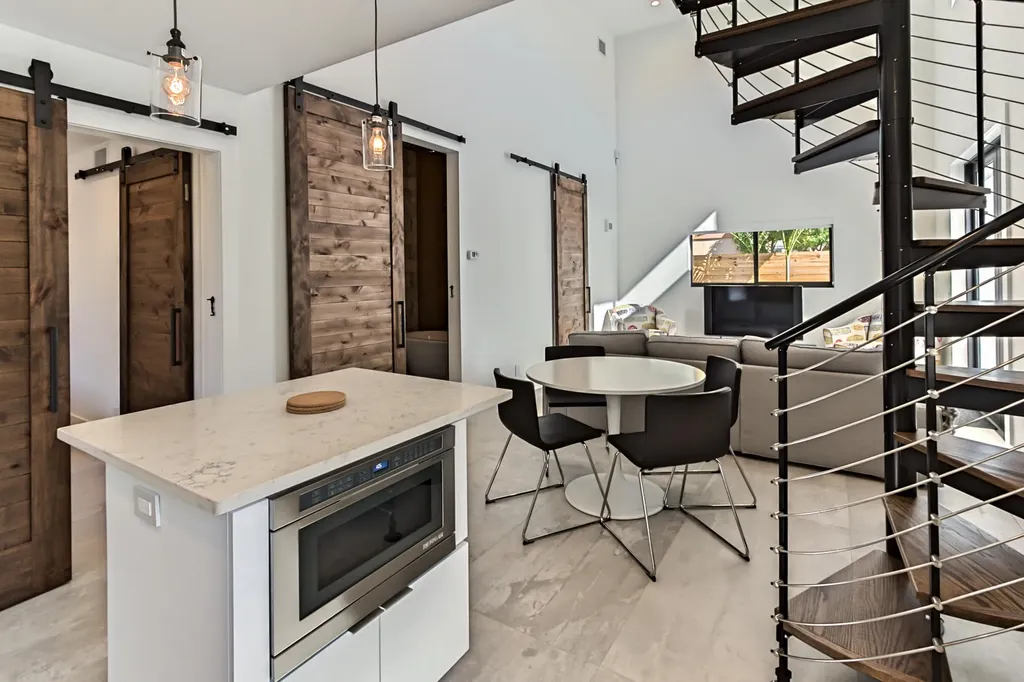 1955 NE 4th Street Deerfield Beach FL 33441