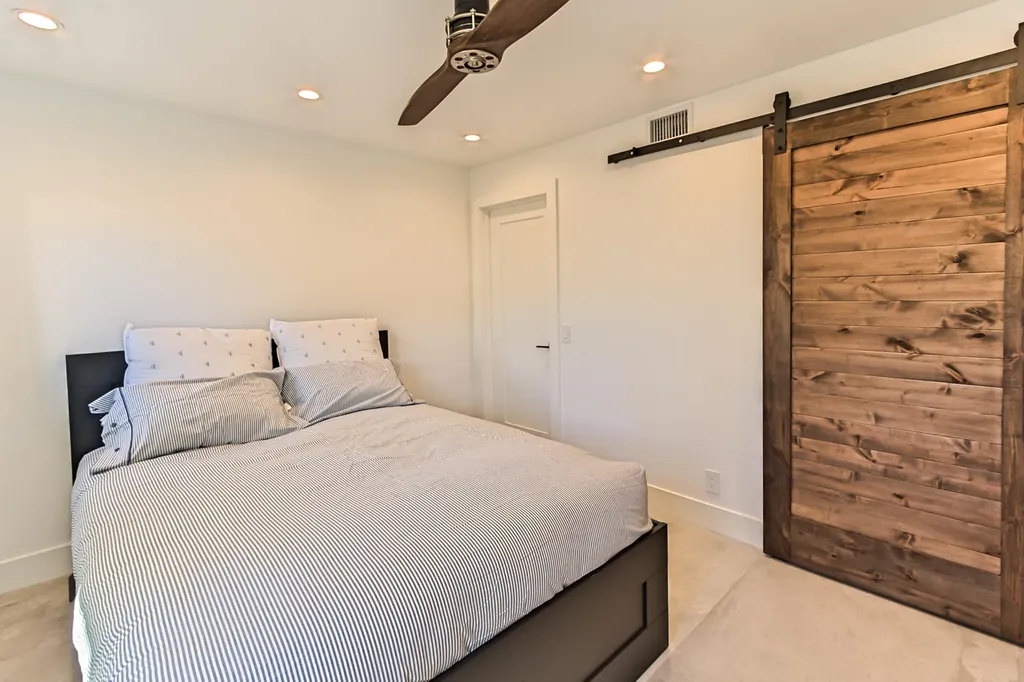 1955 NE 4th Street Deerfield Beach FL 33441