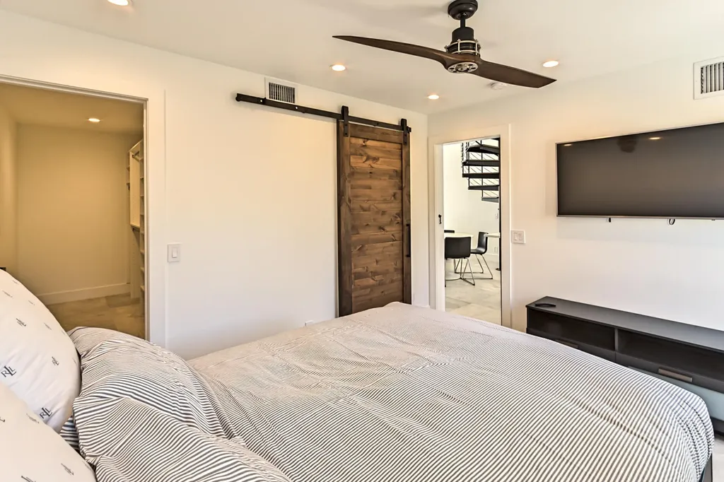 1955 NE 4th Street Deerfield Beach FL 33441