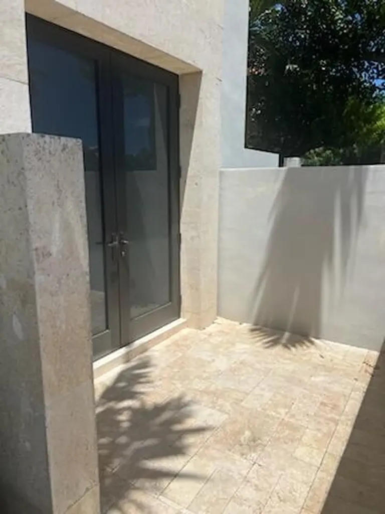 1955 NE 4th Street Deerfield Beach FL 33441