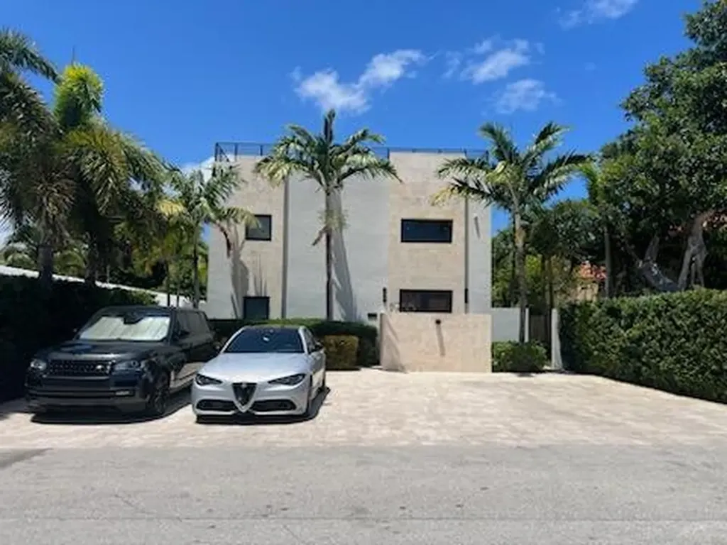 1955 NE 4th Street Deerfield Beach FL 33441