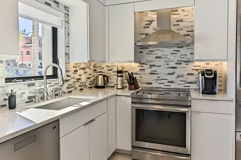 1955 NE 4th Street Deerfield Beach FL 33441