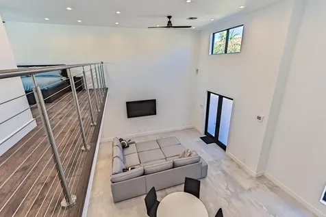 1955 NE 4th Street Deerfield Beach FL 33441