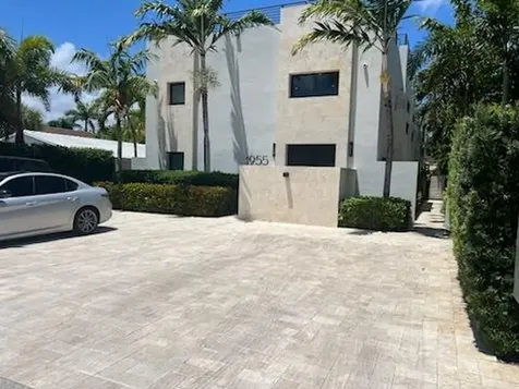 1955 NE 4th Street Deerfield Beach FL 33441