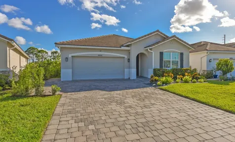 4444 NW King Court Jensen Beach FL 34957