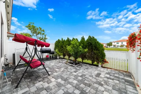 2024 Sugar Maple Drive Riviera Beach FL 33410