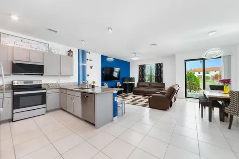 2024 Sugar Maple Drive Riviera Beach FL 33410