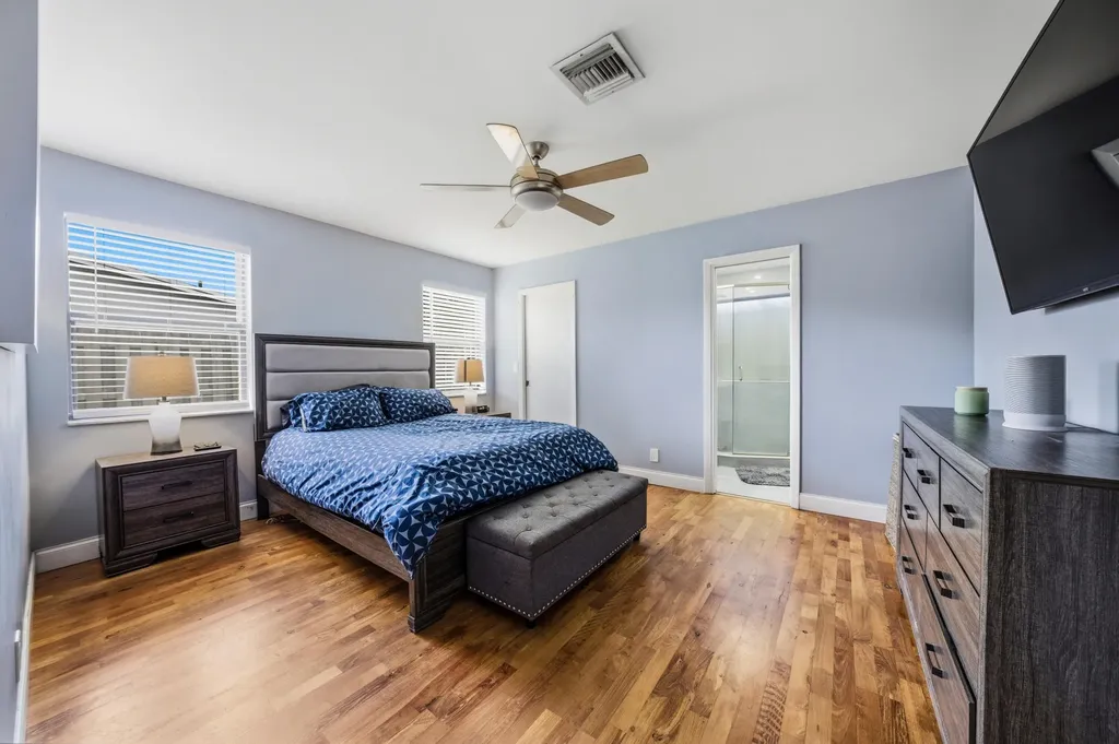 4683 NW 99th Terrace Sunrise FL 33351