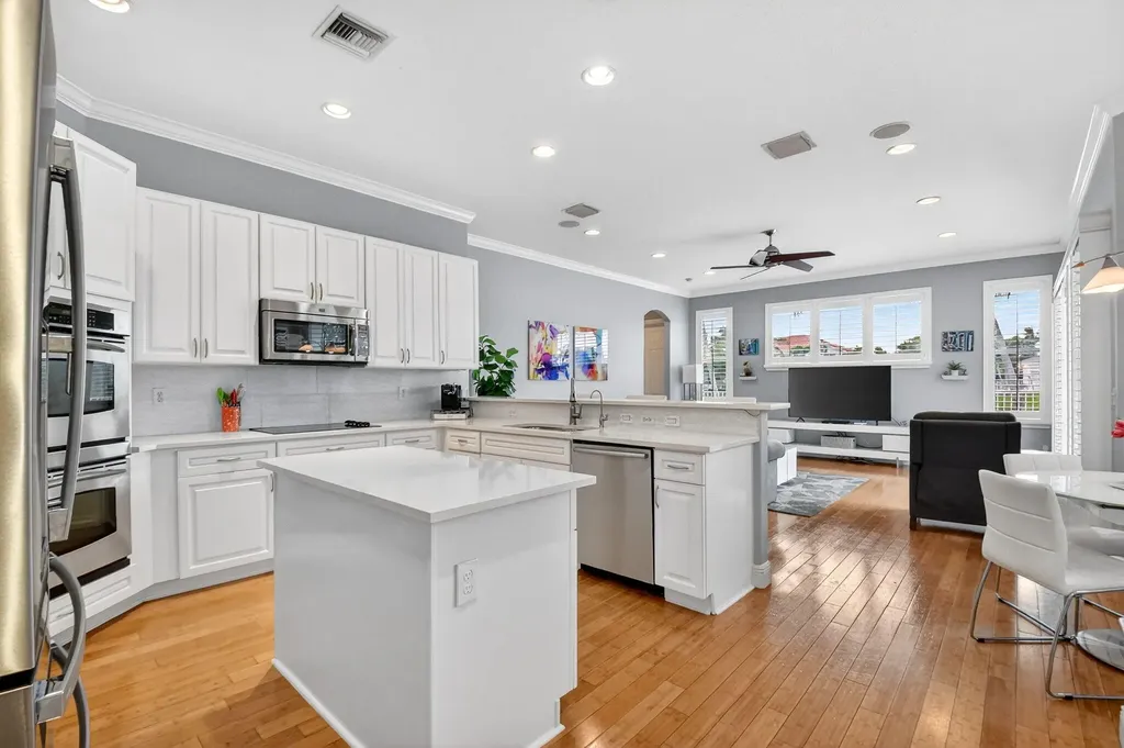 11607 Windsor Bay Place Wellington FL 33449