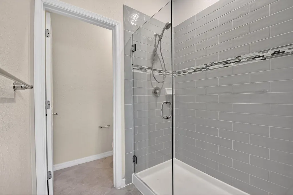 2841 Troubadour Street Palm Springs FL 33406