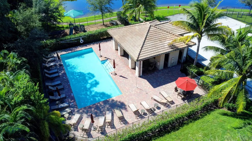 2841 Troubadour Street Palm Springs FL 33406