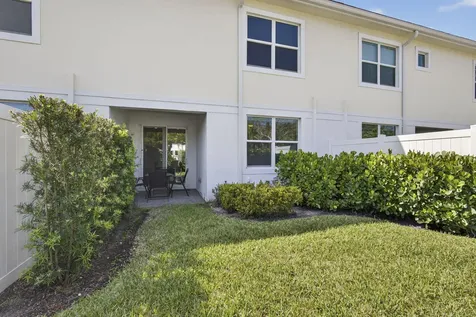634 Parsons Way Deerfield Beach FL 33442