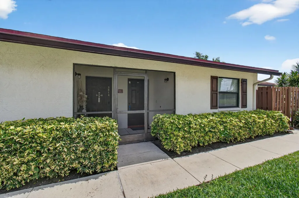 3814 Coco Loba Lane Boynton Beach FL 33436