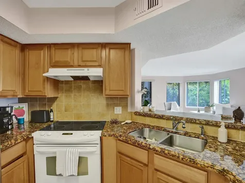 815 W Boynton Beach Boulevard Boynton Beach FL 33426