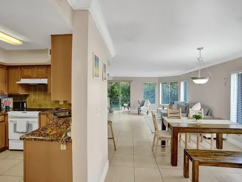 815 W Boynton Beach Boulevard Boynton Beach FL 33426