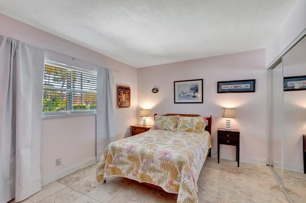 5550 N Ocean Boulevard Ocean Ridge FL 33435