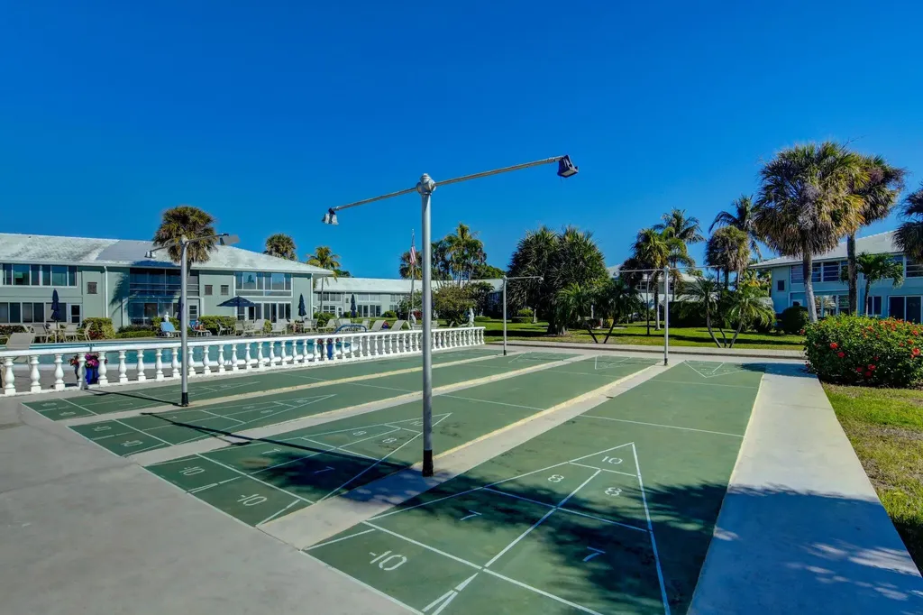 5550 N Ocean Boulevard Ocean Ridge FL 33435