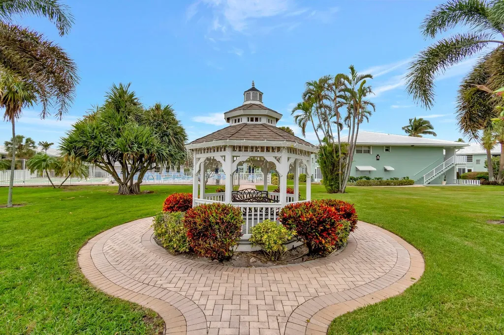 5550 N Ocean Boulevard Ocean Ridge FL 33435