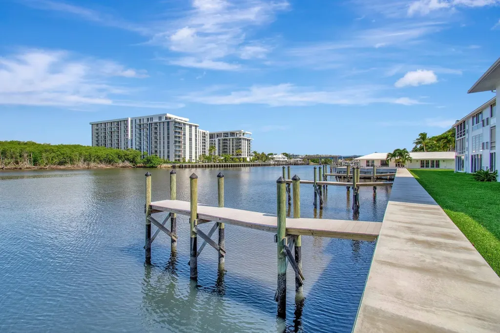 5550 N Ocean Boulevard Ocean Ridge FL 33435