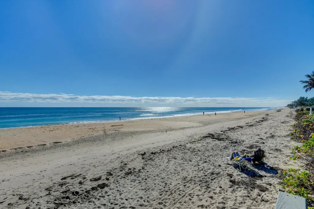 5550 N Ocean Boulevard Ocean Ridge FL 33435