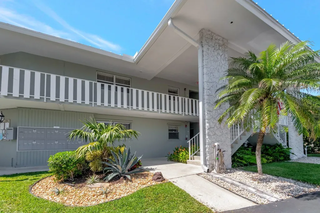 5550 N Ocean Boulevard Ocean Ridge FL 33435