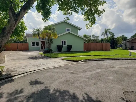 801 NW 49th Way Coconut Creek FL 33063