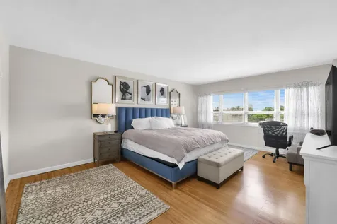 2500 E Las Olas Boulevard Fort Lauderdale FL 33301