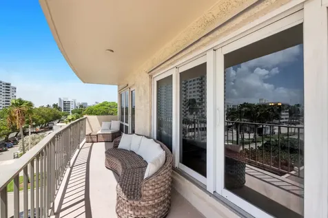 2500 E Las Olas Boulevard Fort Lauderdale FL 33301