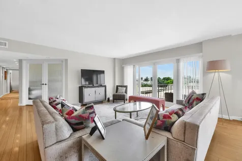 2500 E Las Olas Boulevard Fort Lauderdale FL 33301